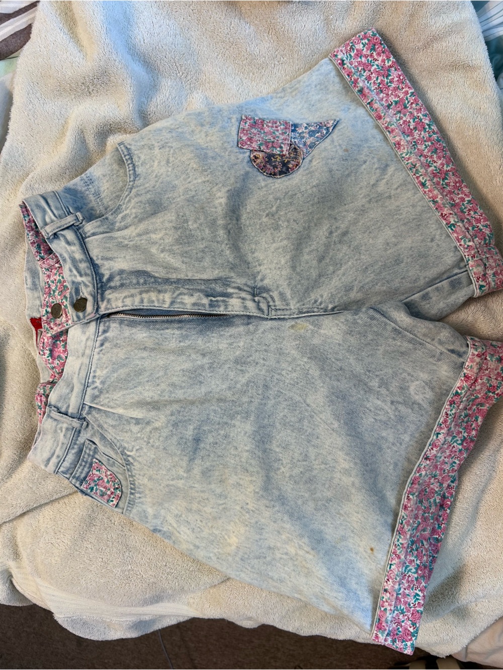 Vtg 90s No Problem Acid Wash Floral High Waist Pleated Denim Shorts 28
